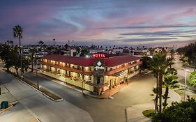 La Pinta Hotel